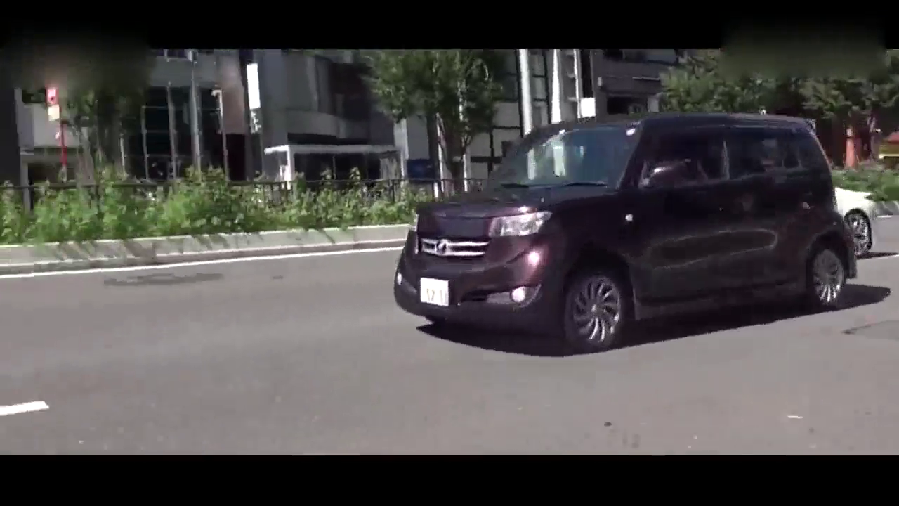 超多跑车集聚东京街头集体炸街！