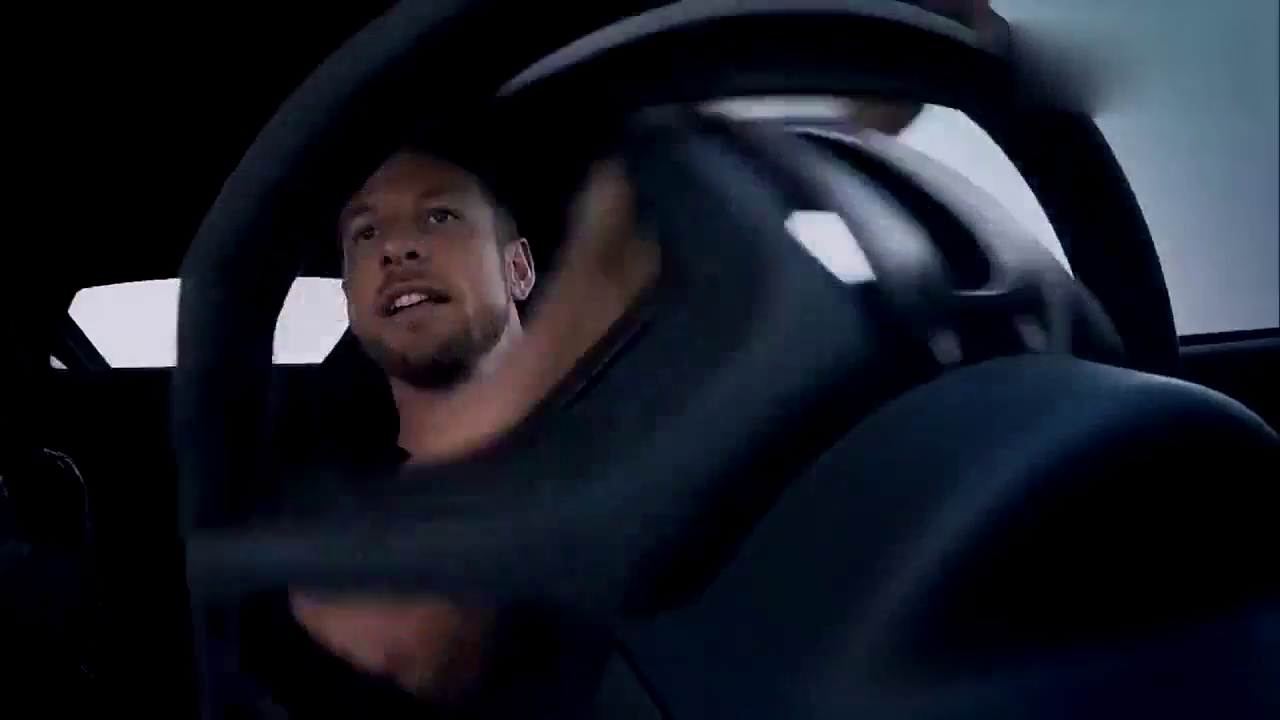 好拉风的跑车，漂移起来比奔驰，宝马还酷,要流口水了