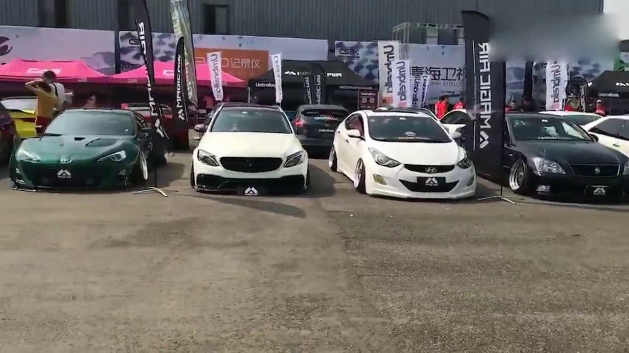 改装车聚会，全部趴下去