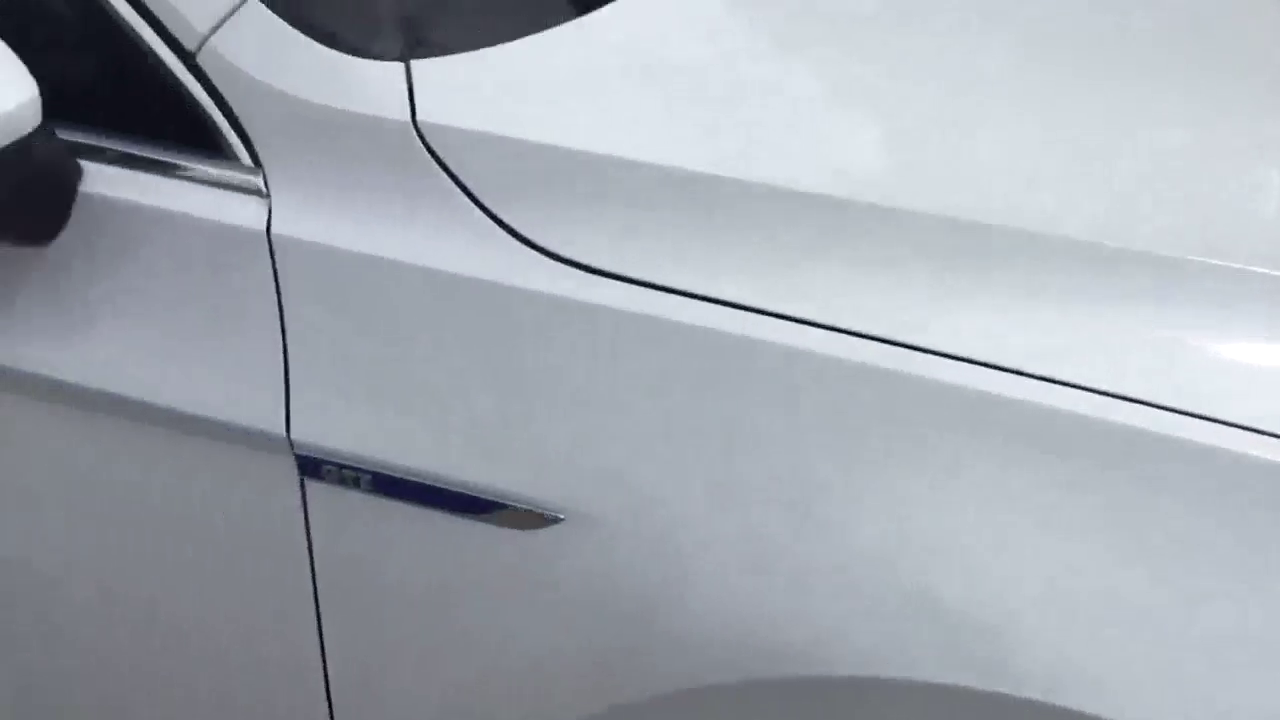 插电式混合动力旅行车，实拍大众蔚揽GTE