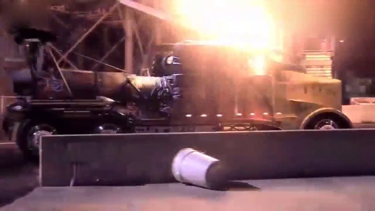 5万匹马力的喷气式飞机引擎卡车，气场太强大了！