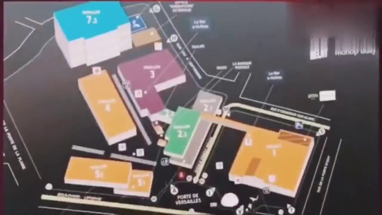 巴黎车展现场直击 王牌对王牌！奔驰GLE对比宝马X5！