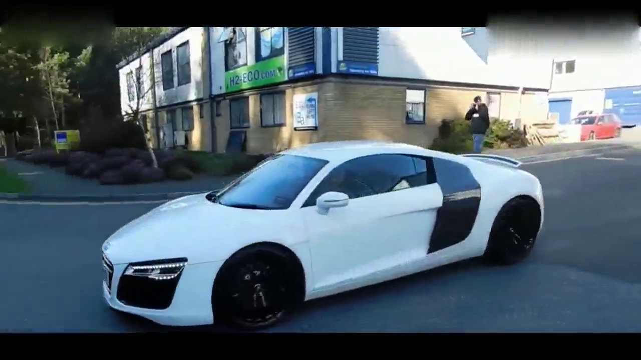 跑车改装车聚会离场，颜值与狂野只服GTR！