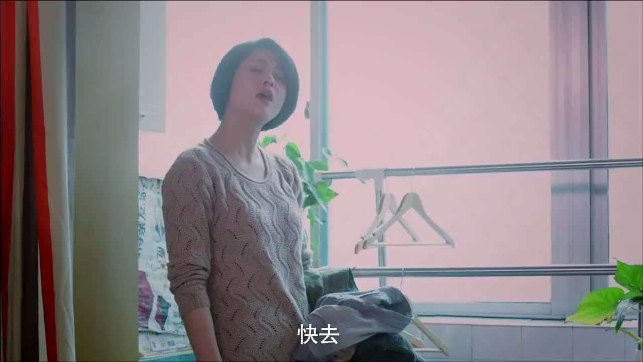 无贼：段虎听到儿子叫爸，急的推开妻子去给儿子送纸