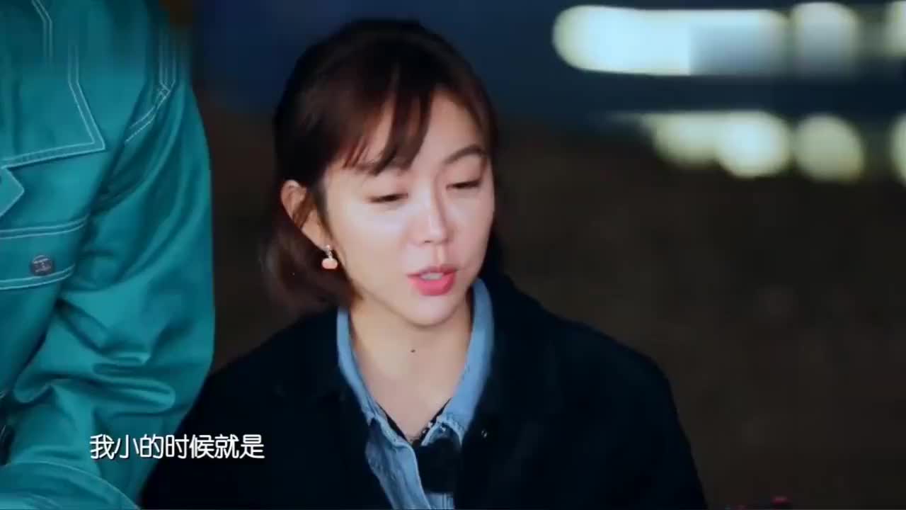 汪曼春风衣_汪曼春风衣剧照(2)