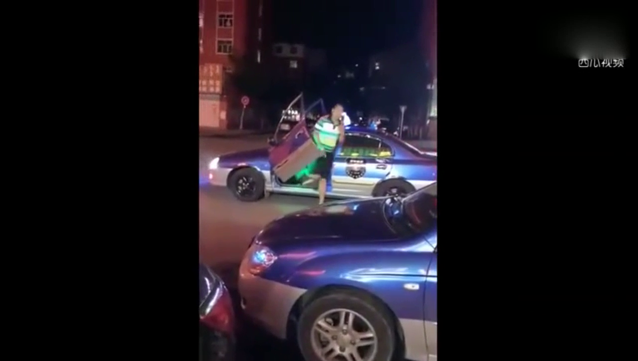 大哥这出租车真拉风