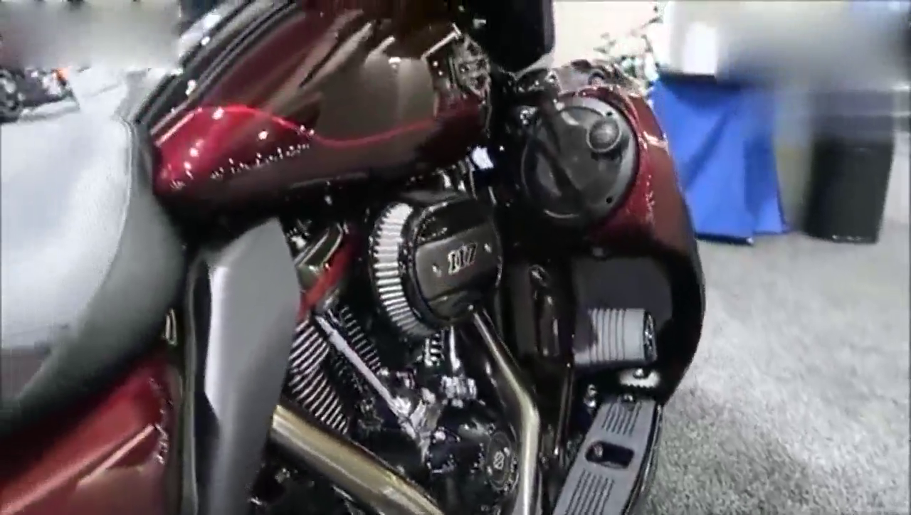 2019款哈雷大道滑翔车展实拍