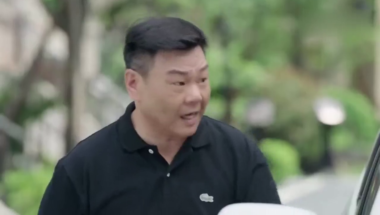 《我的奇妙男友》薛妖怪跑车帅气出场 豪气万千！