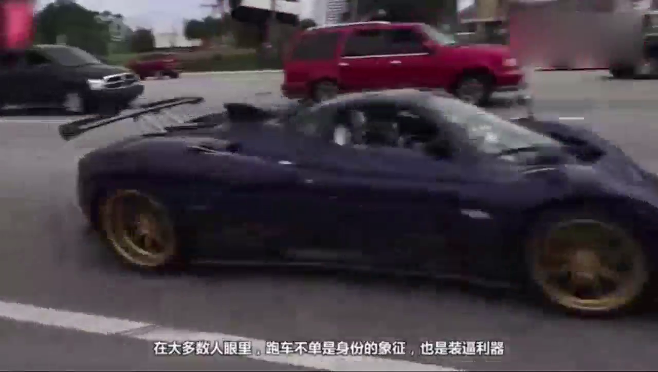 本田敞篷小跑车总算来了，12万让人直流口水，泡上妹纸就靠它了！