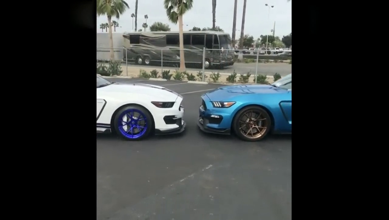 野马跑车，很漂亮的轮毂