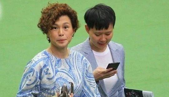 离婚一个月即公布新恋情！香港首个公开同性恋婚姻名人,,尽量低调