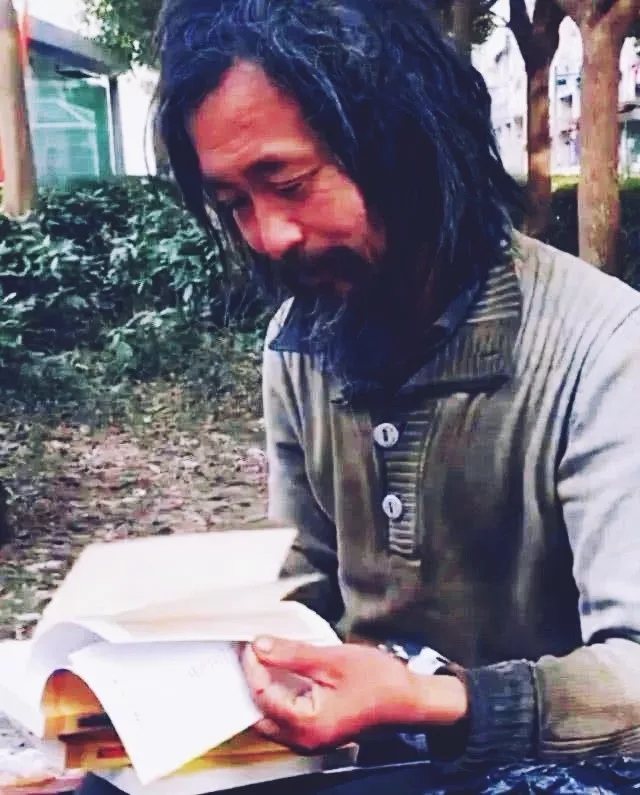 请尊重,沈先生!