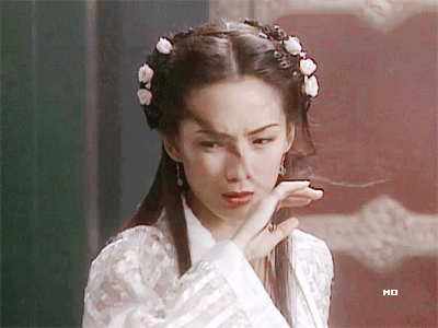 还记得“新加坡四美”吗？郭妃丽美得惊为天人，范文芳堪称国宝级