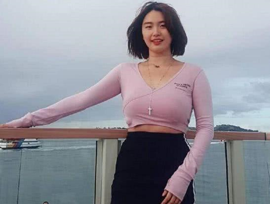 泰国健身女神重130斤,健身多年体重不变身材却