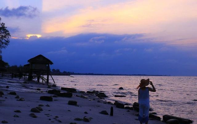 印尼人很疑惑我们现在这么发达,为何中国游客