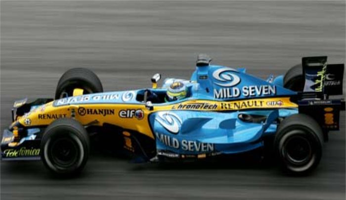 雷诺赛车：设计感十足，气场十足的造型设计，迸发激情