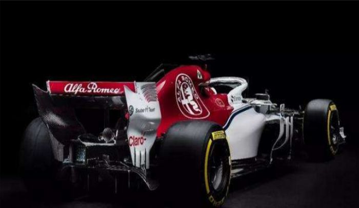 索伯赛车，外观靓丽，安全与力量的结合，具有艺术感