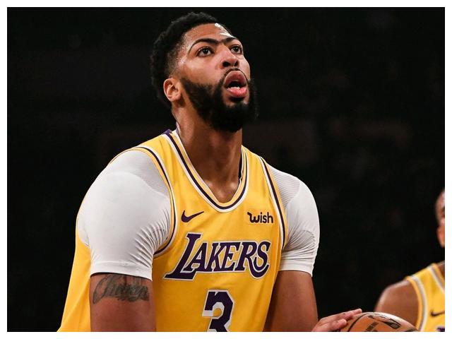 NBA东西部最新战况！雄鹿高居联盟第一，最大黑马已出现！