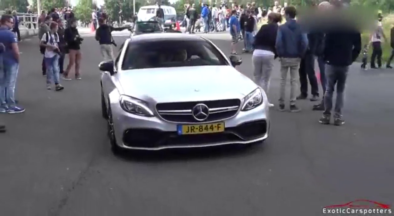 土豪新选择 16款奔驰AMG C 63 S Coupe跑车