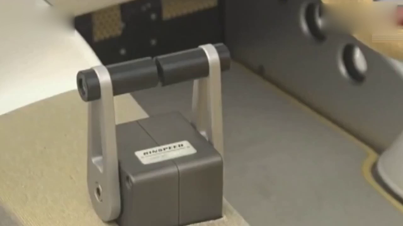 牛人改装的莲花跑车：进入水里的一刻才是霸气的开始