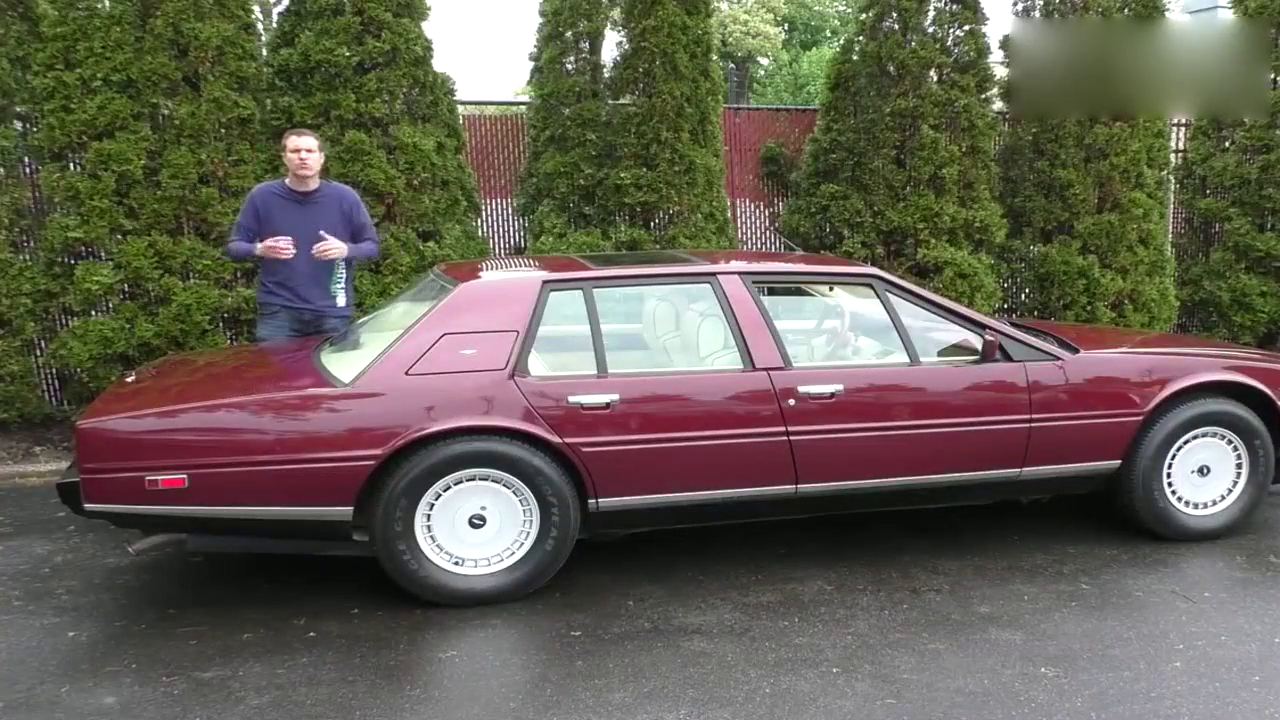 31年前的拉贡达豪华车，进去看看你就知道有多奢侈！