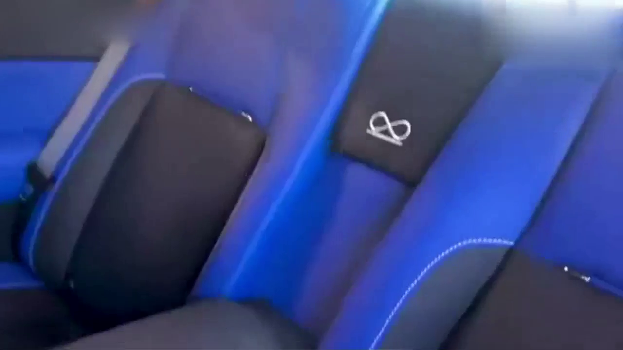 土豪将劳斯莱斯改装成跑车，一脚油门后才知道啥叫西装暴徒！