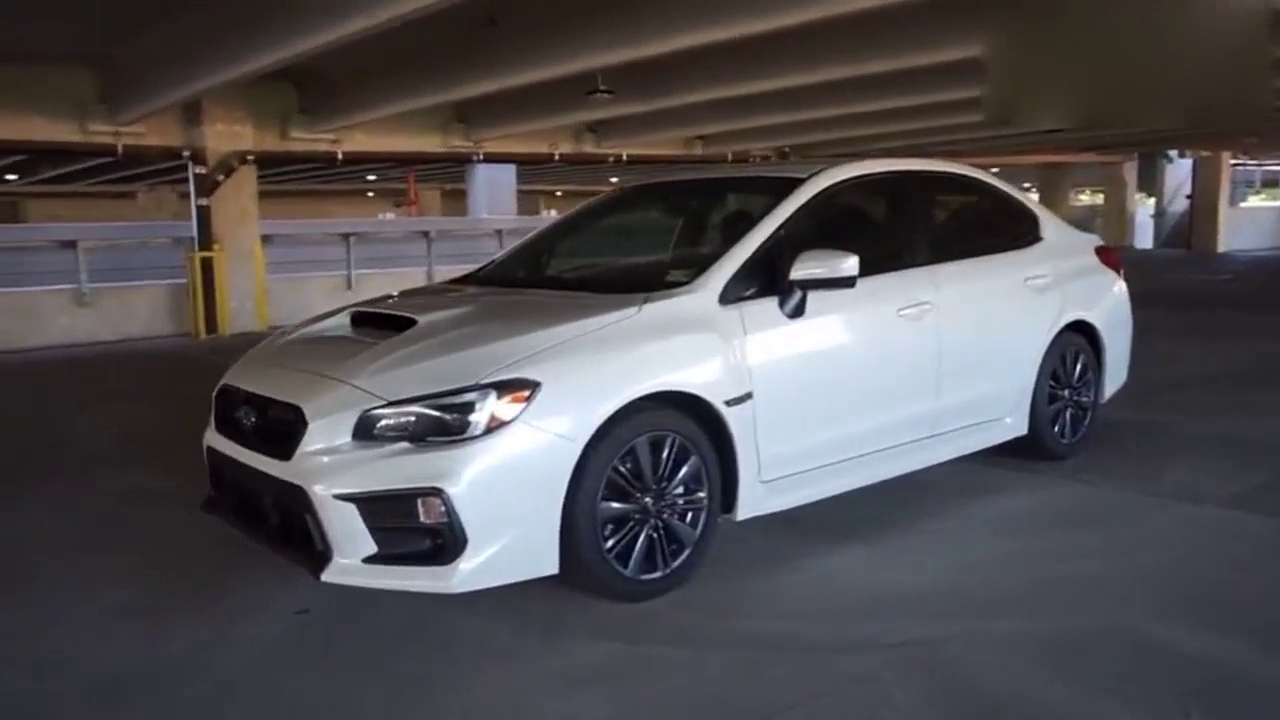 斯巴鲁WRX 一副改装车的模样