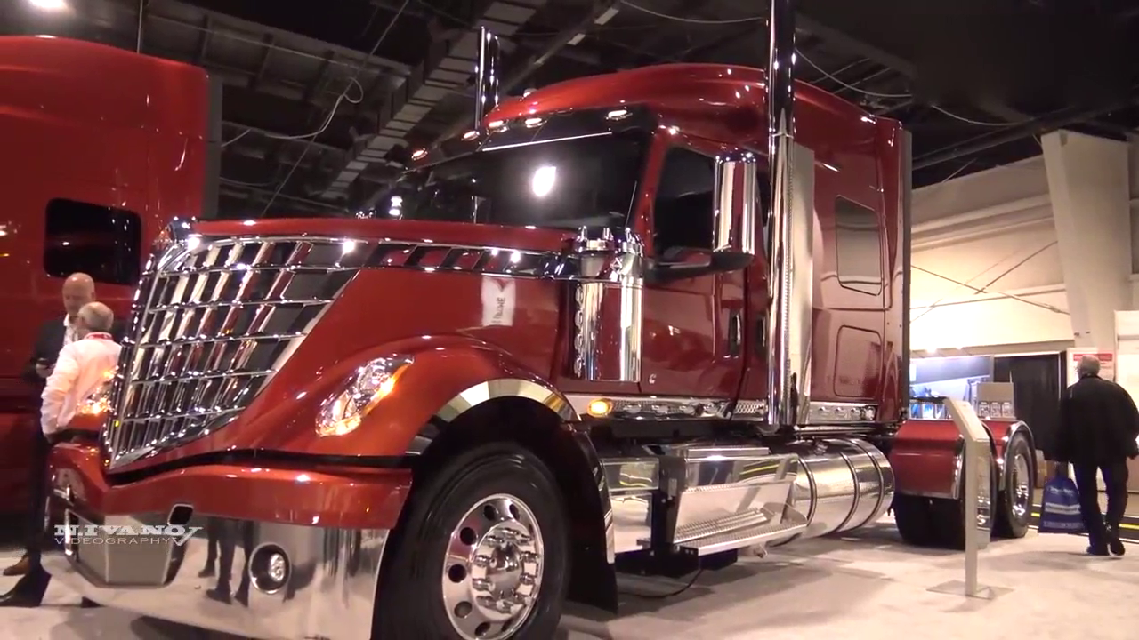 2019款万国LoneStar卡车，开这车出去谁敢别车？