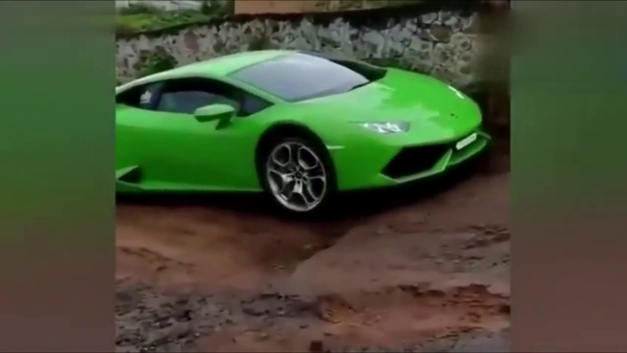 村里出现一个跑车，农村的路很尴尬啊！