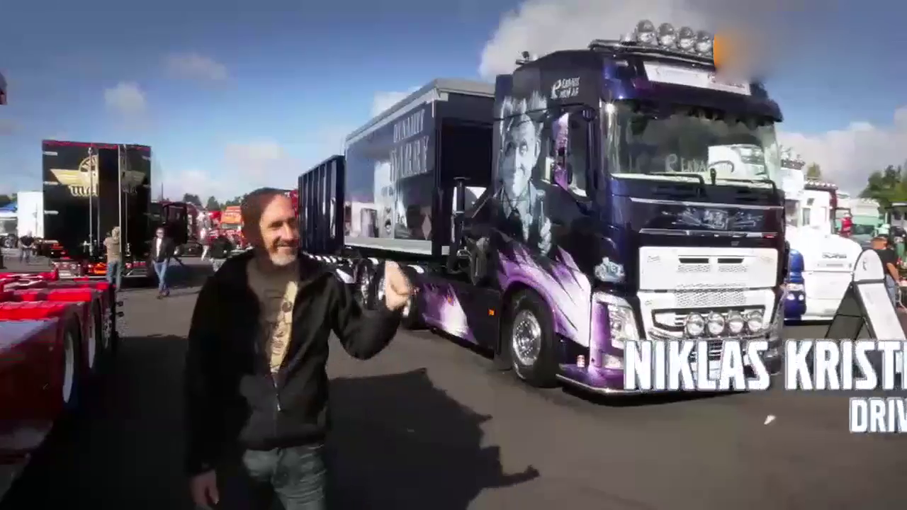 房车的标准实拍超豪华改装的大卡车