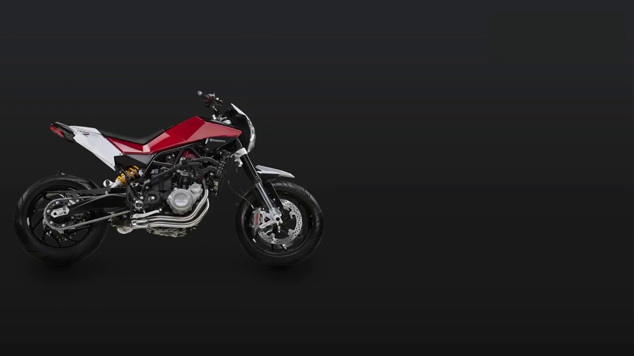 第一视角驾驶摩托行驶在英国贝尔格雷夫广场邂逅超级豪华跑车