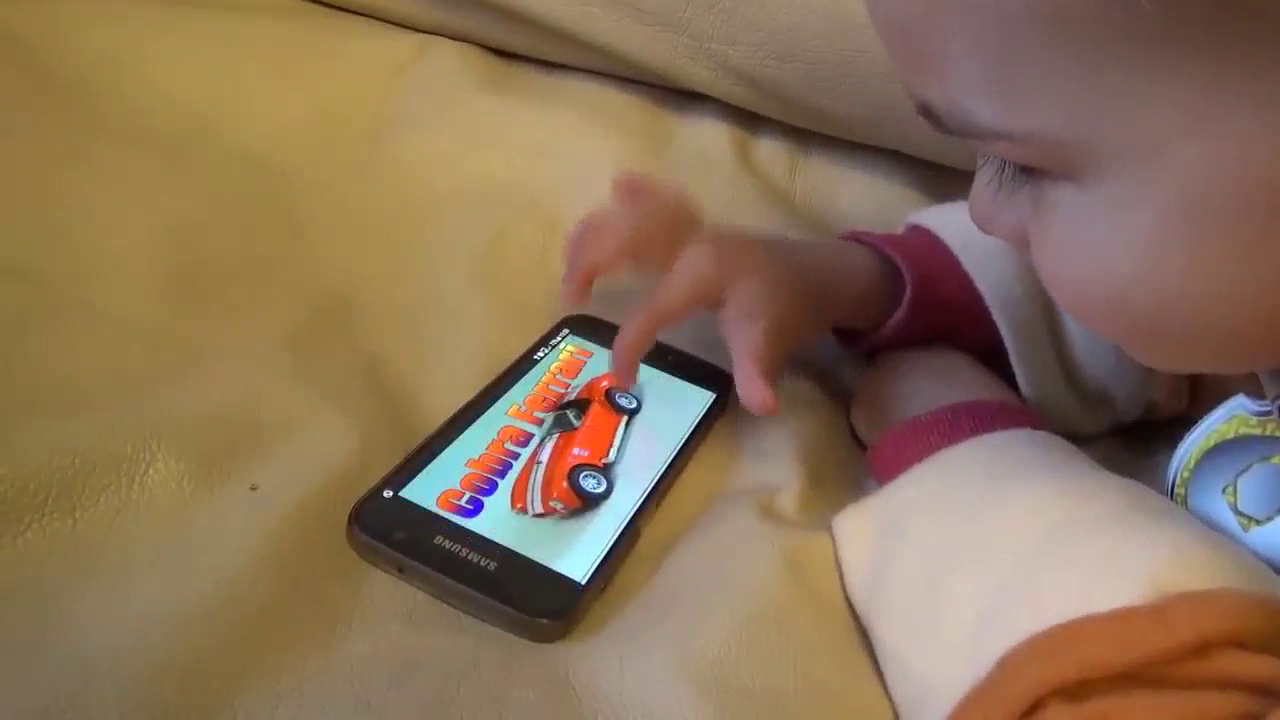 5岁小孩网购了一台法拉利跑车，拆开包装才知道什么叫惊喜