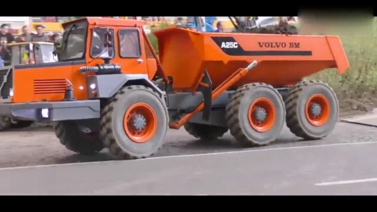 重型卡车，土豪才能玩的起