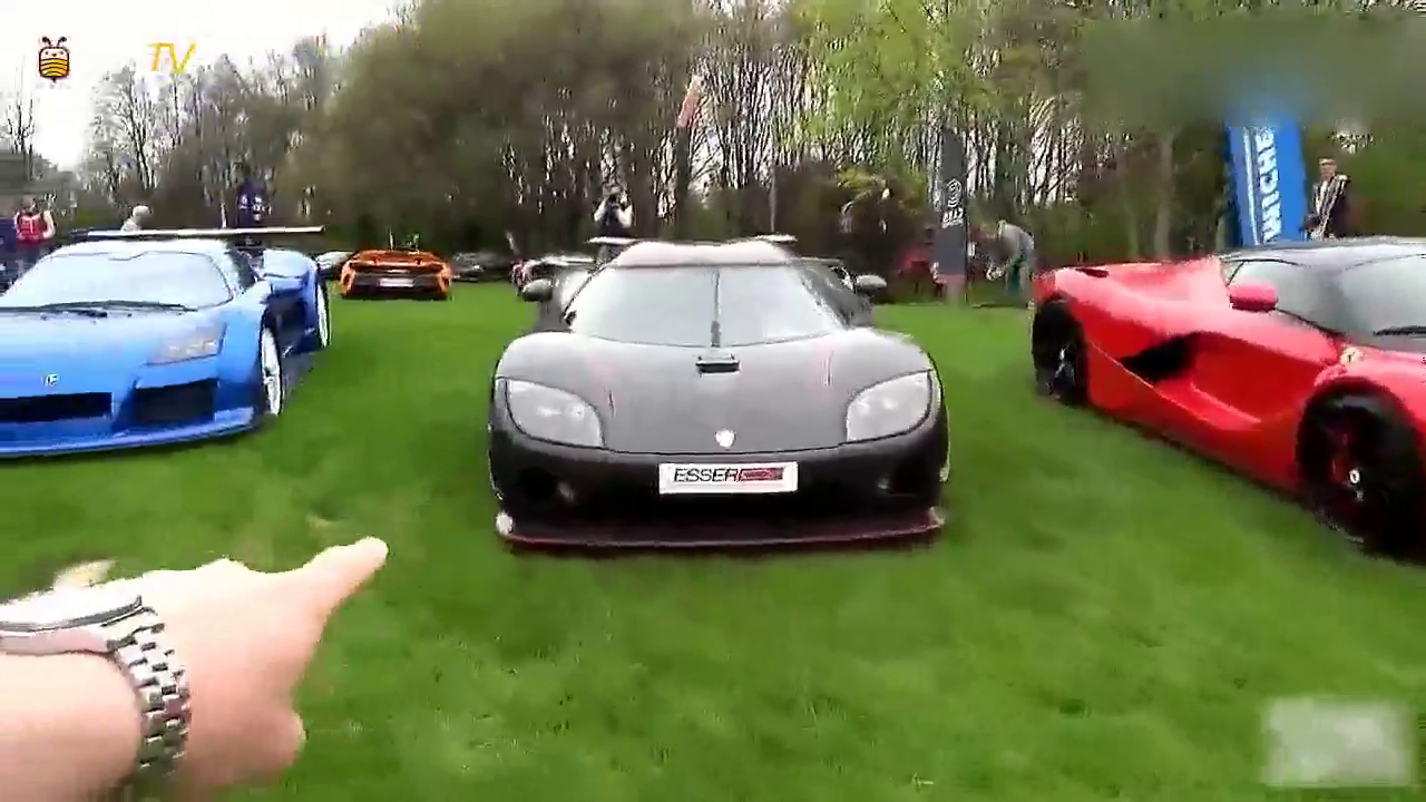 1500万的黑武士参加跑车聚会，这颜值让法拉利瞬间失去光彩！