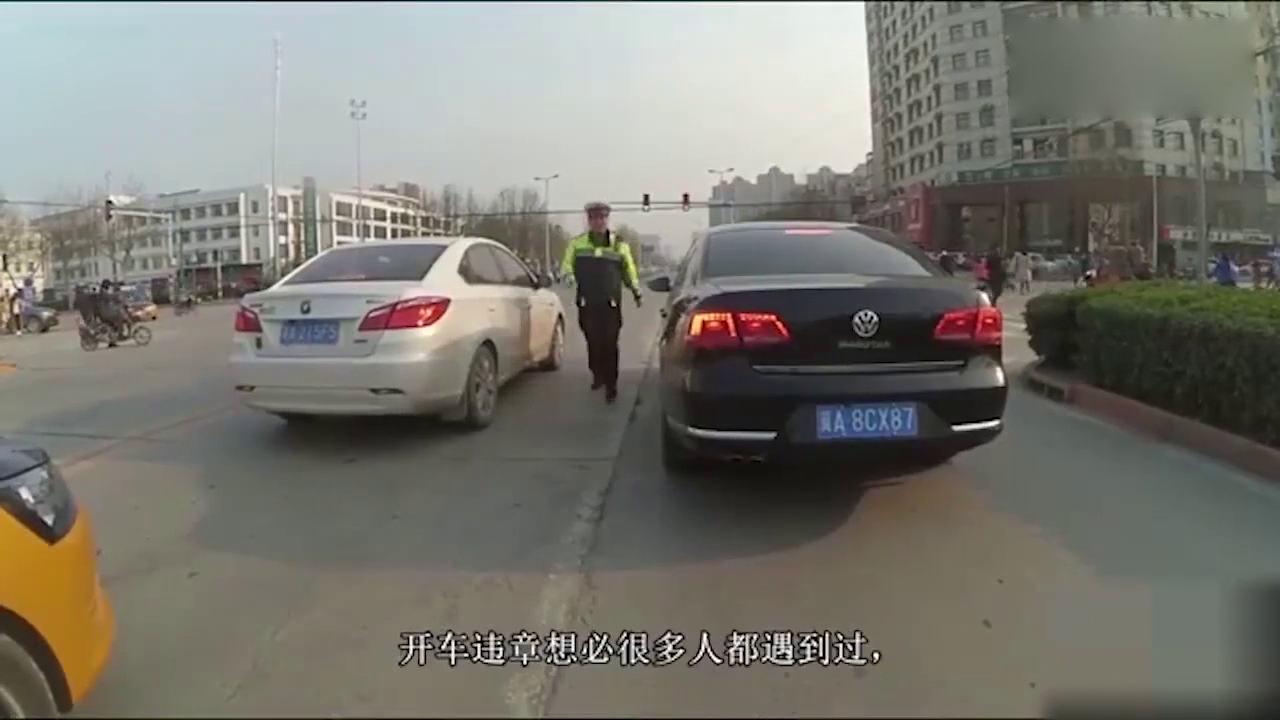 无证驾驶改装车, 被扣1123分罚3万元, 网友_ 没有证怎么扣