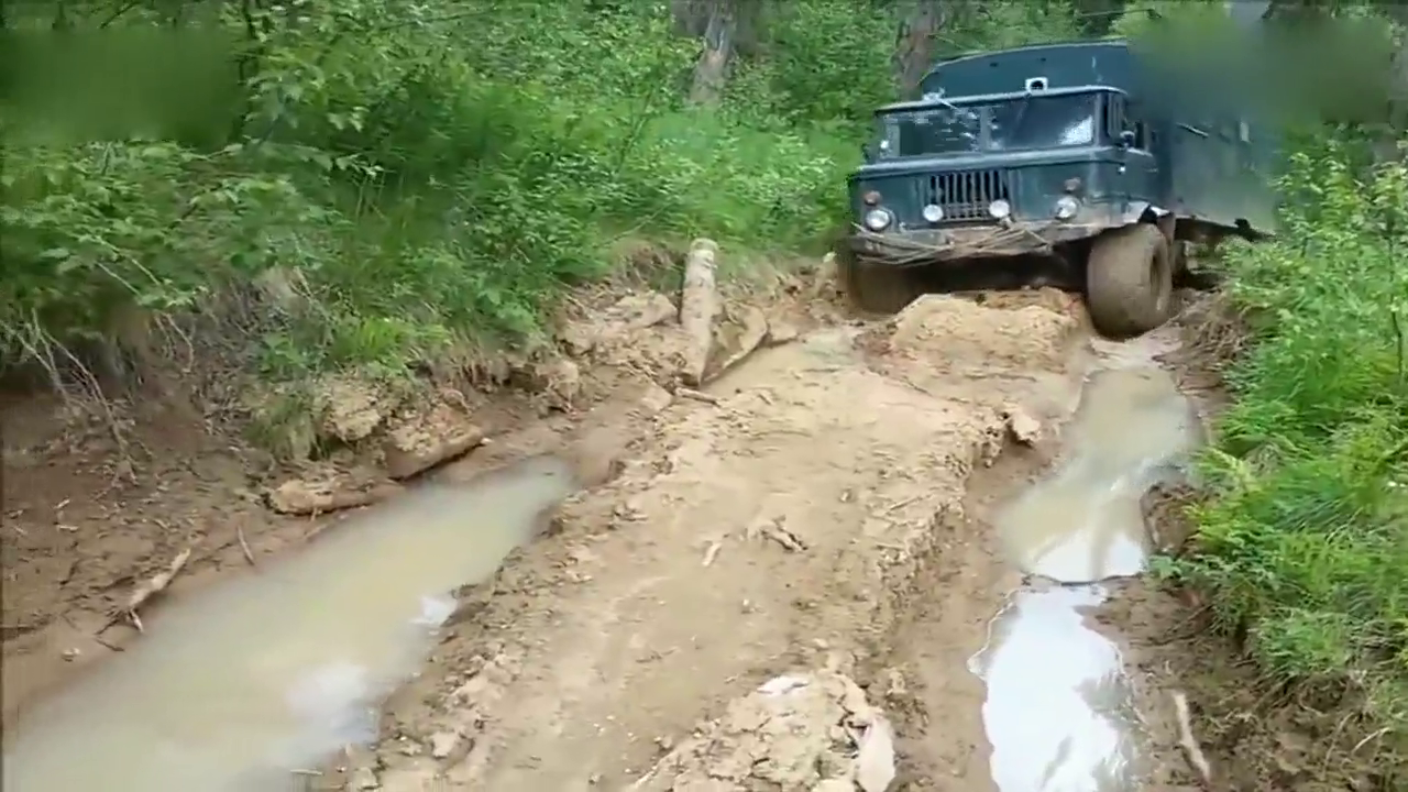 说了卡车过不来，非要从这走，有钱真任性！