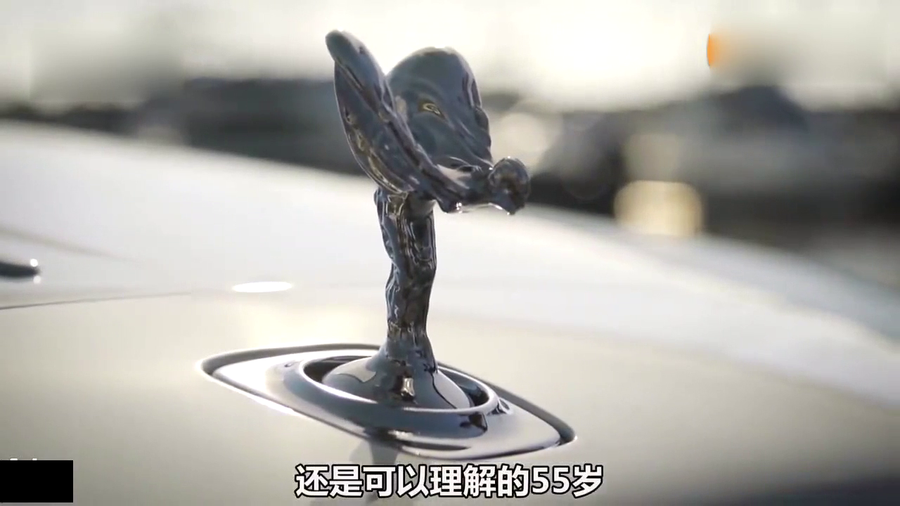 超豪华敞篷车劳斯莱斯曜影 年轻富豪的不二选择！