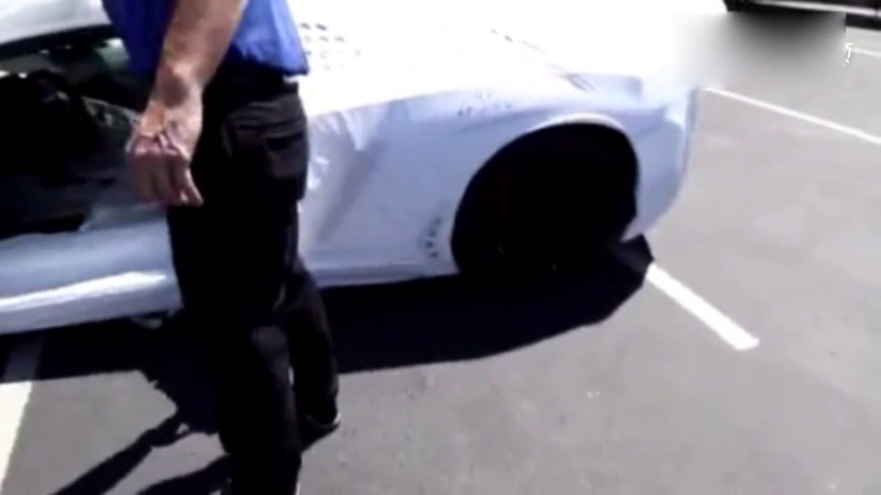 兰博基尼跑车，是怎么交客户