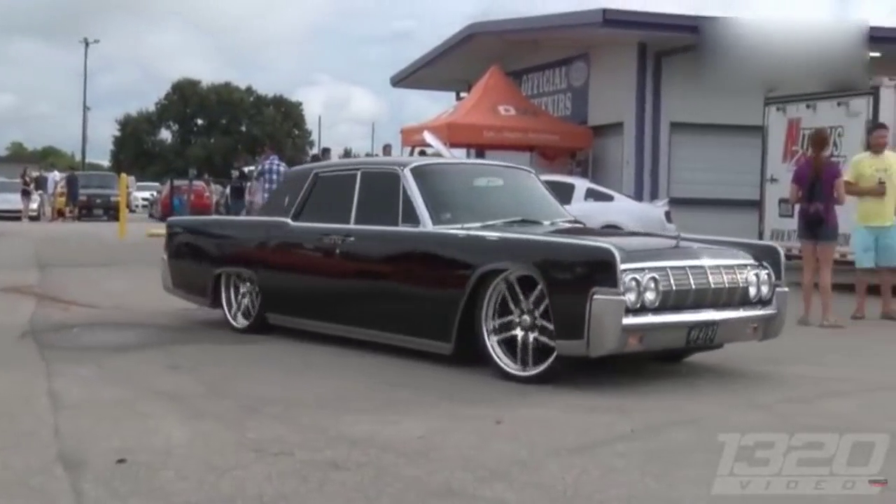 70年代林肯改跑车，底盘极低内饰叫嚣劳斯莱斯！