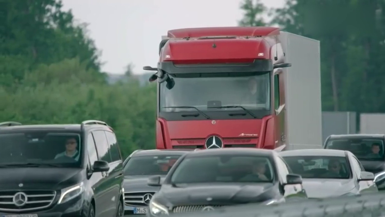 全方位无盲区！2019 奔驰Actros 卡车安全装备多厉害