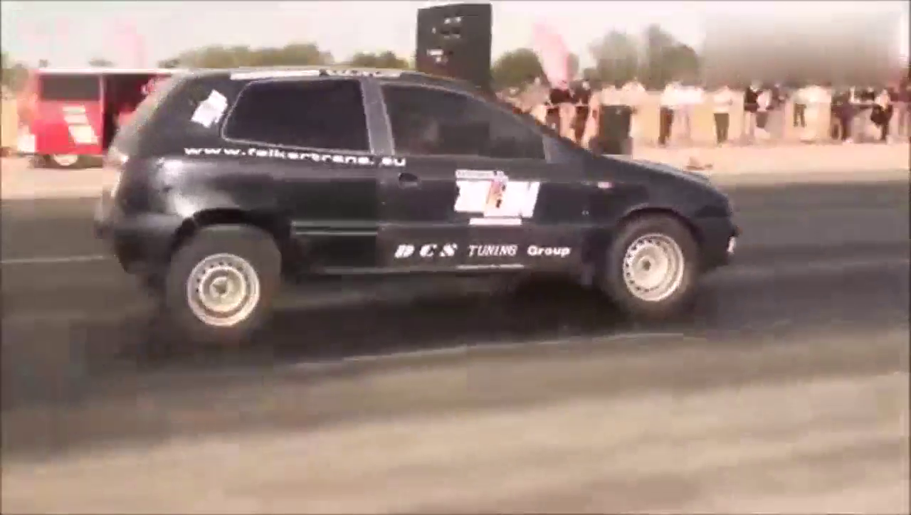 冒着黑烟前进 柴油改装车猛爆镜头合集15C-30