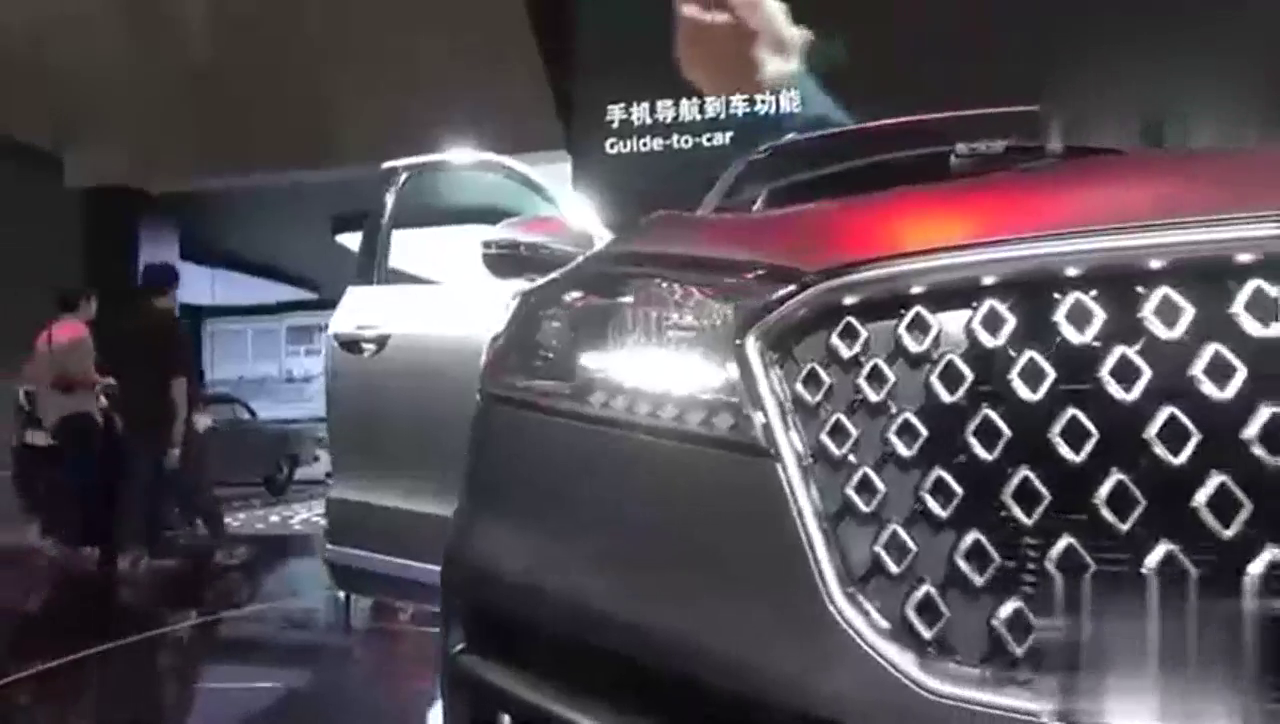 VV7终结者来了，跑车专属磨砂灰太抢眼，前脸秒杀奔驰G