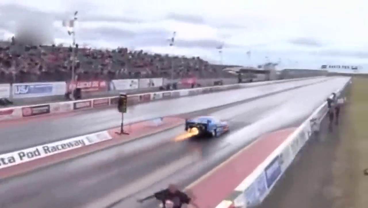 火箭发动机安装跑车，排气管这么大, 2秒加速到百公里!