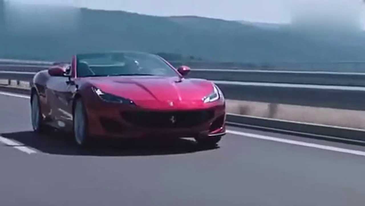 2018款法拉利跑车，变形的一刻、你才能知道什么是霸气！