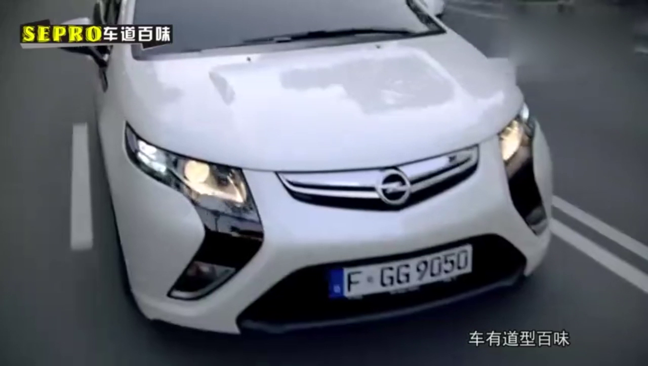 中国民企跑车，续航1170公里，上车像上飞机