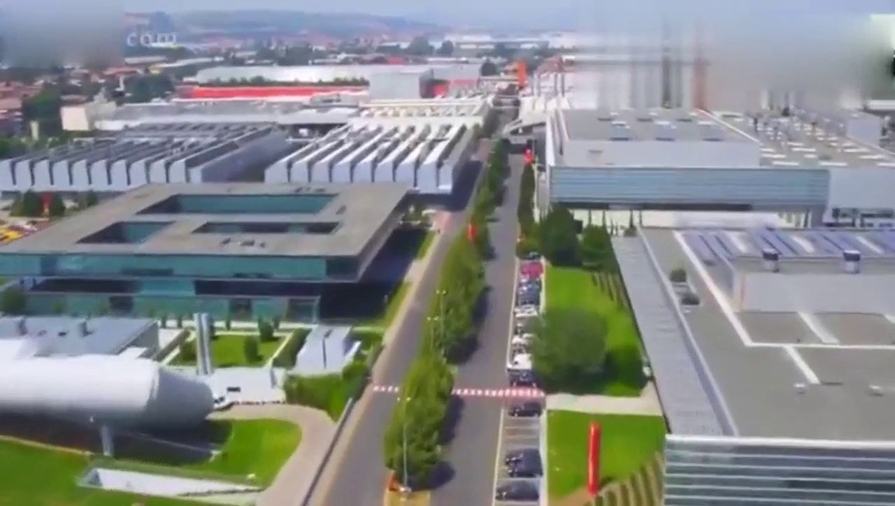 实拍法拉利生产线，世界级跑车原来是这么出来的！