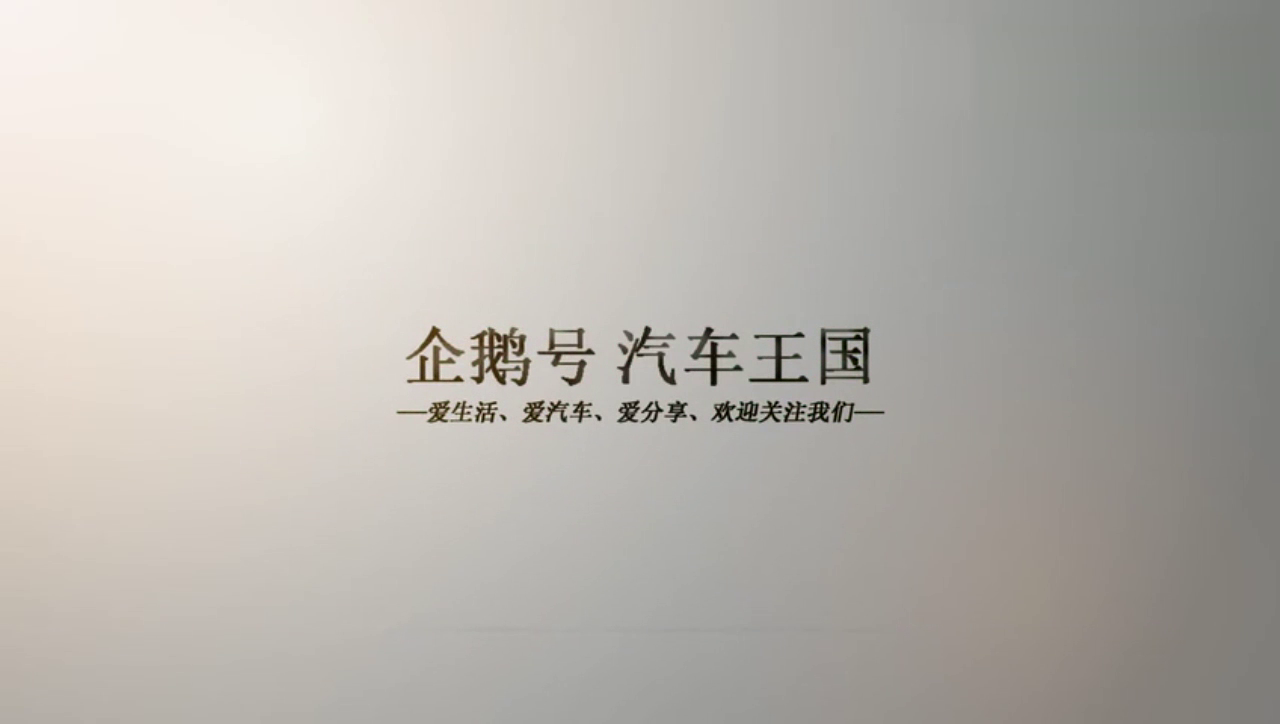 大货车有多难开，F1专业赛车手开奔驰卡车居然手忙脚乱