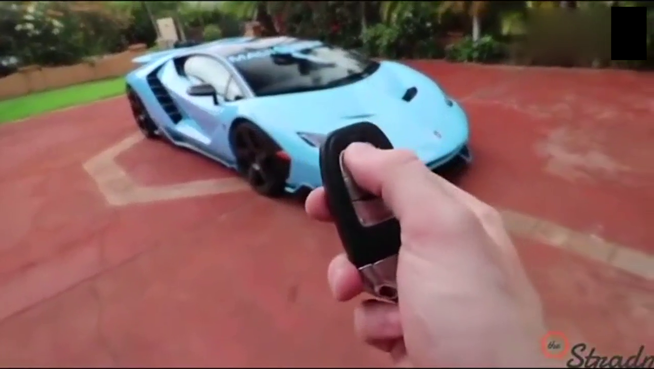 男子订制的跑车刚刚到货，按下钥匙三秒后彻底愣住了！