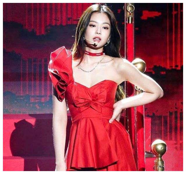 jenniesolo,jenniesolo高清 《青你》人气练习生许佳琪,翻跳jennie的solo,网友:有