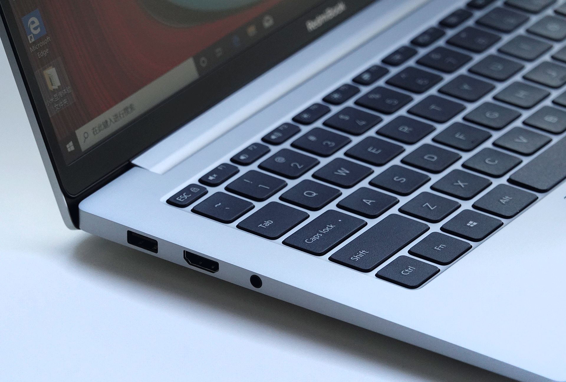 redmibook13寸全面屏超轻本轻体验:这才是真全面屏该有的样子